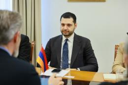 Նախարար Համբարձում Մաթևոսյանը ընդունել է Ասիական զարգացման բանկի (ADB) Հայաստանյան մշտական առաքելության տնօրենի պաշտոնակատար Լյուկ Ֆոչմանին և ծրագրերի ղեկավար Վարդան Կարապետյանին