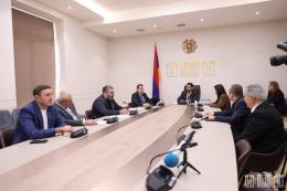 ՀՀ ջրային օրենսգրքում և «ՀՀ ջրի ազգային ծրագրի մասին» օրենքում առաջարկվող փոփոխությունները  քննարկման է ներկայացրել Շրջակա միջավայրի նախարարի տեղակալ Արա Մկրտչյանը