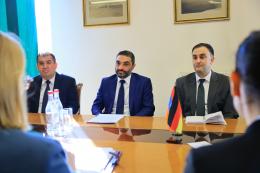 Շրջակա միջավայրի նախարար Հակոբ Սիմիդյանն ընդունել է Հայաստանի Հանրապետությունում Գերմանիայի Դաշնային Հանրապետության նորանշանակ դեսպան Կլաուդիա Բուշին