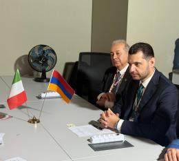 Министр окружающей среды Амбарцум Матевосян встретился с министром окружающей среды и энергетической безопасности Италии господином Джильберто Пикетто-Фратином