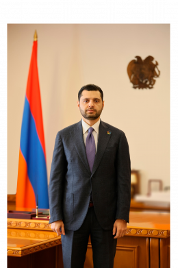 Շրջակա միջավայրի նախարար Համբարձում Մաթևոսյանի ամանորյա ուղերձը