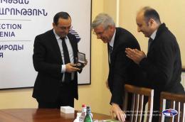 Նախարար Արծվիկ Մինասյանը հանդիպում է ունեցել «Veolia ջուր» ընկերության գլխավոր գործադիր տնօրեն Կրիստիան Լըֆեի հետ