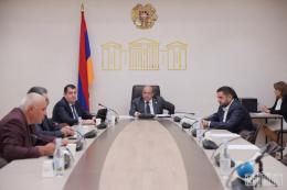 Քննարկվել է ««Թափոնների մասին» օրենքում փոփոխություններ եւ լրացումներ կատարելու մասին» եւ «Վարչական իրավախախտումների վերաբերյալ ՀՀ օրենսգրքում լրացում կատարելու մասին» օրենքների նախագծերի փաթեթը